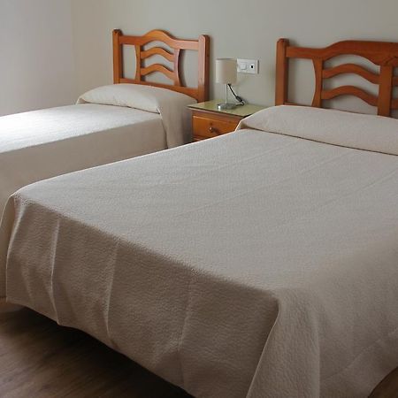 Hostal Onteniente La Mamola Εξωτερικό φωτογραφία