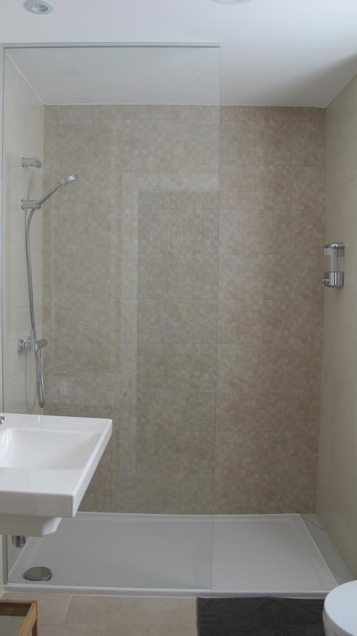 Hostal Onteniente La Mamola Εξωτερικό φωτογραφία